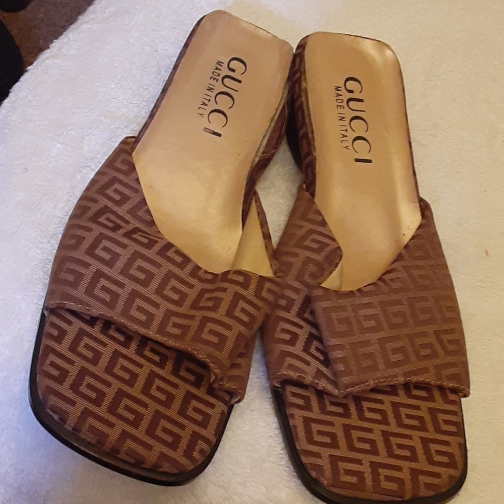 Gucci slides